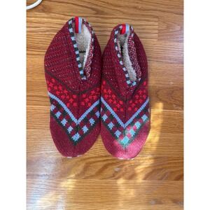 Bombas Gripper Slippers Red Blue Fair Isle Knit Sherpa Lined Unisex Medium M